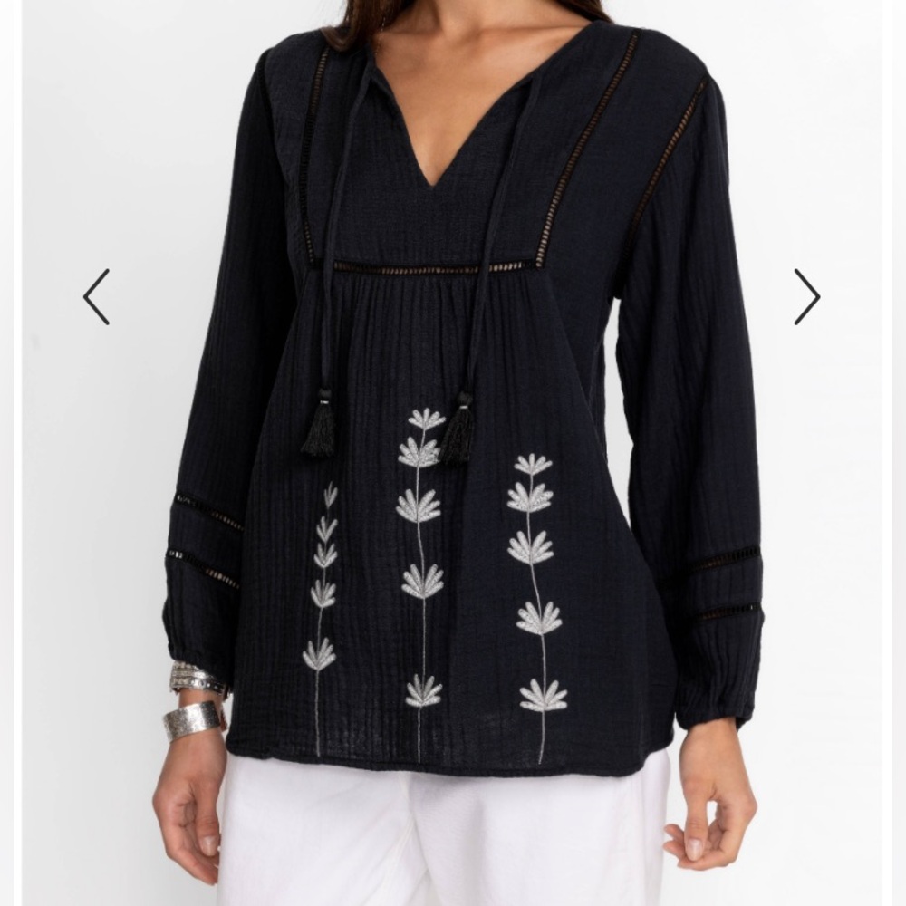 JW- Black Gauze Top